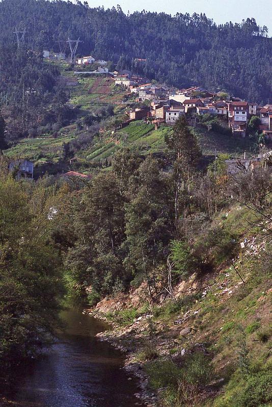 WT 2200 304-26 Portugal.jpg